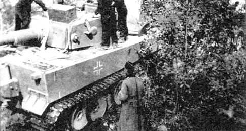 "Танки, вперед". Курьезы танковой войны в битве за Ленинград 1941-1944 гг. "Танки, вперед". Курьезы танковой войны в битве за Ленинград 1941-1944 гг.