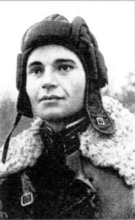 "Танки, вперед". Курьезы танковой войны в битве за Ленинград 1941-1944 гг. "Танки, вперед". Курьезы танковой войны в битве за Ленинград 1941-1944 гг.