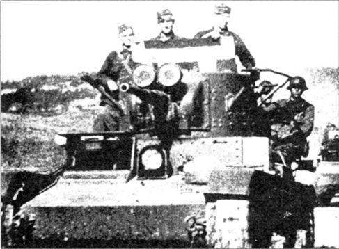 "Танки, вперед". Курьезы танковой войны в битве за Ленинград 1941-1944 гг. "Танки, вперед". Курьезы танковой войны в битве за Ленинград 1941-1944 гг.
