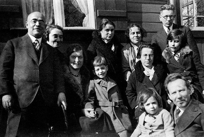 Нелегалка. Как молодая девушка выжила в Берлине в 1940–1945 гг. Нелегалка. Как молодая девушка выжила в Берлине в 1940–1945 гг.