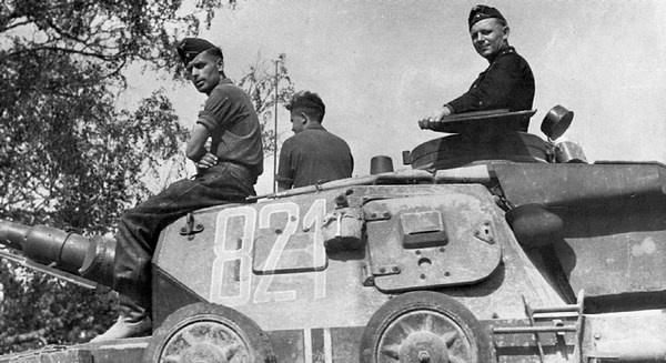 Средний танк PZ.IV. «Рабочая лошадка» Панцерваффе Средний танк PZ.IV. «Рабочая лошадка» Панцерваффе