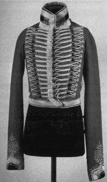 Повседневная жизнь русского офицера эпохи 1812 года Повседневная жизнь русского офицера эпохи 1812 года