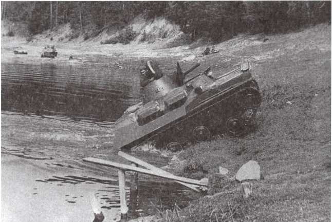 "Чудо-оружие" Сталина. Плавающие танки Великой Отечественной Т-37, Т-38, Т-40 "Чудо-оружие" Сталина. Плавающие танки Великой Отечественной Т-37, Т-38, Т-40