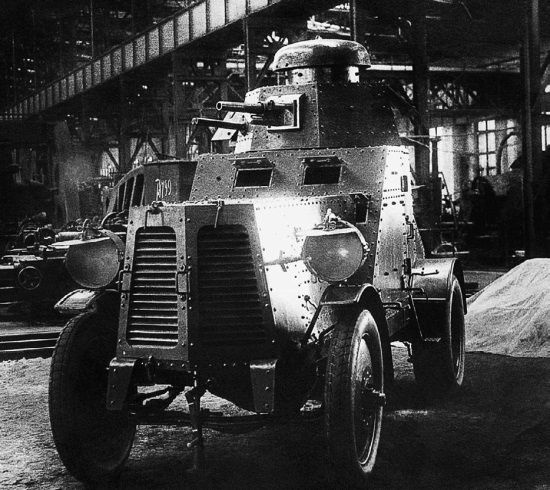 Броня на колесах. История советского бронеавтомобиля 1925-1945 гг. Броня на колесах. История советского бронеавтомобиля 1925-1945 гг.