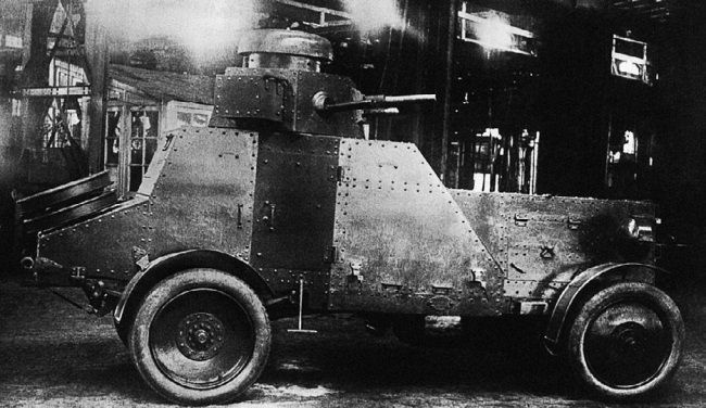 Броня на колесах. История советского бронеавтомобиля 1925-1945 гг. Броня на колесах. История советского бронеавтомобиля 1925-1945 гг.