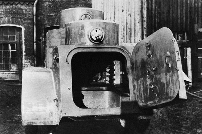 Броня на колесах. История советского бронеавтомобиля 1925-1945 гг. Броня на колесах. История советского бронеавтомобиля 1925-1945 гг.