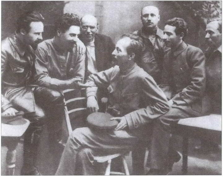 Гибель красных моисеев. Начало террора. 1918 год Гибель красных моисеев. Начало террора. 1918 год