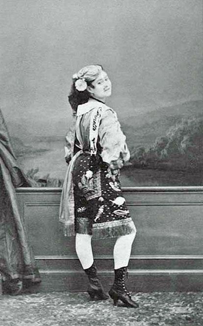 Из жизни двух городов. Париж и Лондон Из жизни двух городов. Париж и Лондон