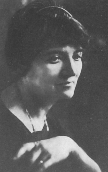 Повседневная жизнь Монмартра во времена Пикассо (1900-1910) Повседневная жизнь Монмартра во времена Пикассо (1900-1910)