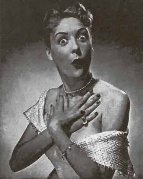 Тайны парижских манекенщиц Тайны парижских манекенщиц