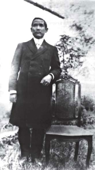 Кровавый век Кровавый век