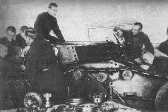 Броня крепка. История советского танка. 1919-1937 Броня крепка. История советского танка. 1919-1937
