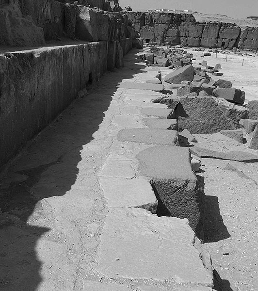 Пирамиды. Загадки строительства и назначение Пирамиды. Загадки строительства и назначение