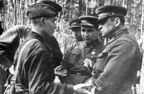 Неизвестные солдаты. Сражения на внешнем фронте блокады Ленинграда Неизвестные солдаты. Сражения на внешнем фронте блокады Ленинграда