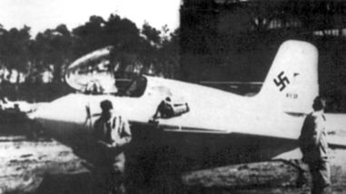 Me 163 "Komet" – истребитель "Летающих крепостей" Me 163 "Komet" – истребитель "Летающих крепостей"