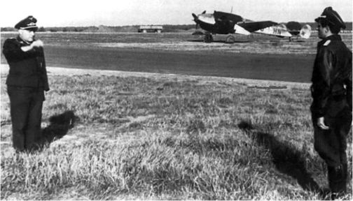 Me 163 "Komet" – истребитель "Летающих крепостей" Me 163 "Komet" – истребитель "Летающих крепостей"