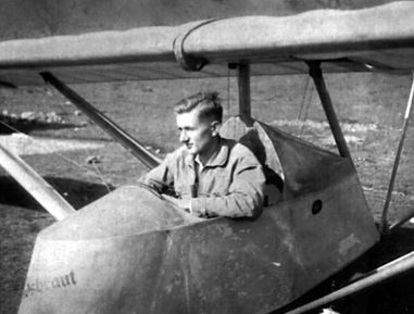 Me 163 "Komet" – истребитель "Летающих крепостей" Me 163 "Komet" – истребитель "Летающих крепостей"