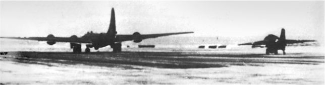 Me 163 "Komet" – истребитель "Летающих крепостей" Me 163 "Komet" – истребитель "Летающих крепостей"