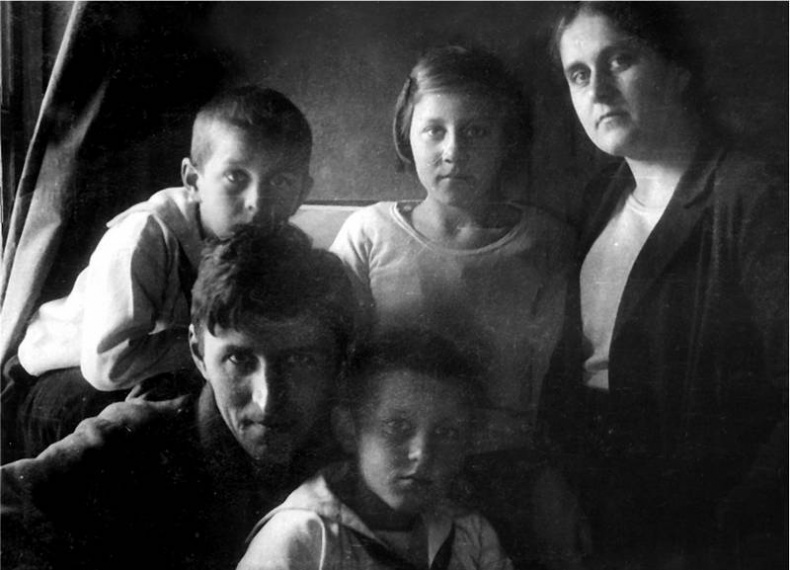 Бывшие люди. Последние дни русской аристократии Бывшие люди. Последние дни русской аристократии