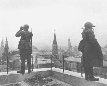 Повседневная жизнь Москвы в Сталинскую эпоху. 1930-1940 года Повседневная жизнь Москвы в Сталинскую эпоху. 1930-1940 года