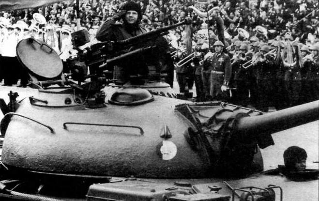 Средний танк Т-54 Средний танк Т-54