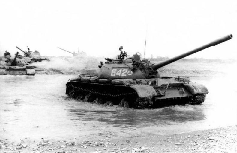 Средний танк Т-54 Средний танк Т-54