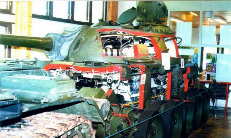 Средний танк Т-54 Средний танк Т-54