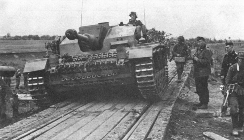 Штурмовое орудие Stug III Штурмовое орудие Stug III