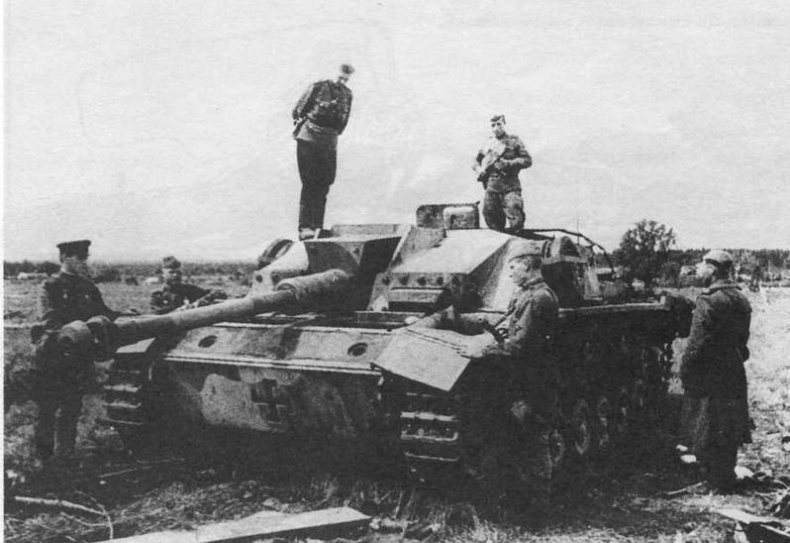 Штурмовое орудие Stug III Штурмовое орудие Stug III