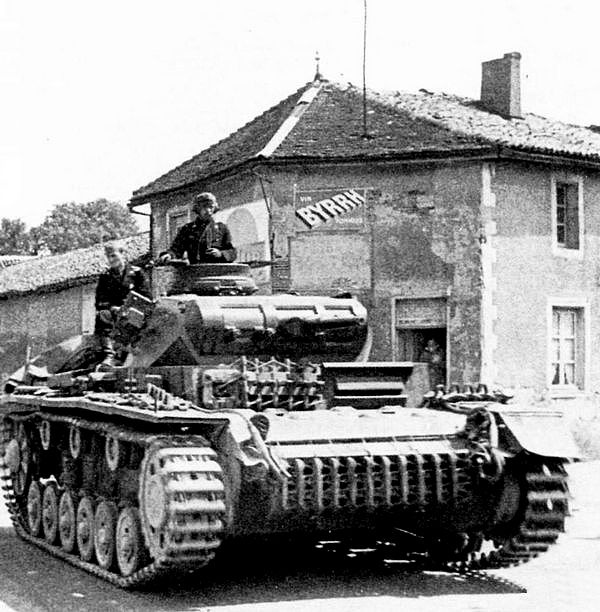 Средний танк Panzer III Средний танк Panzer III