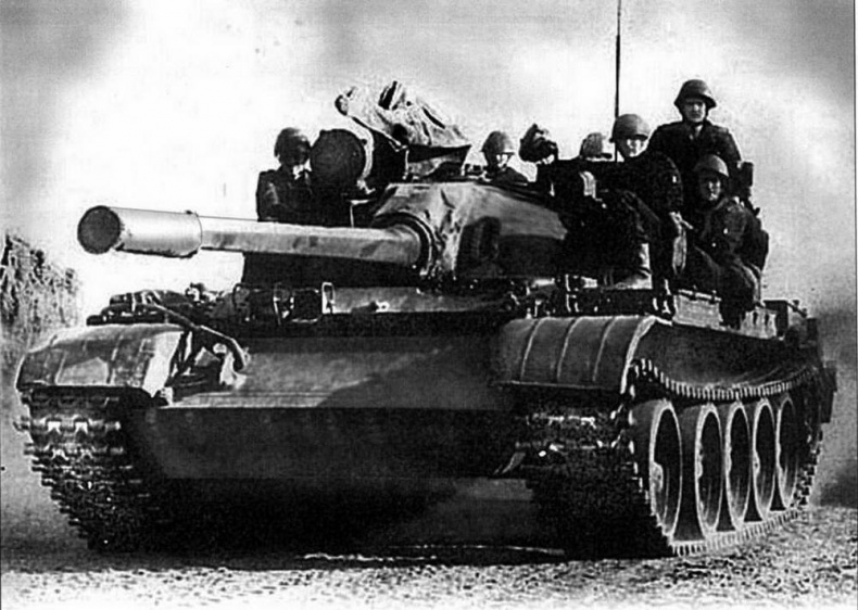 Средний танк Т-55 (объект 155) Средний танк Т-55 (объект 155)