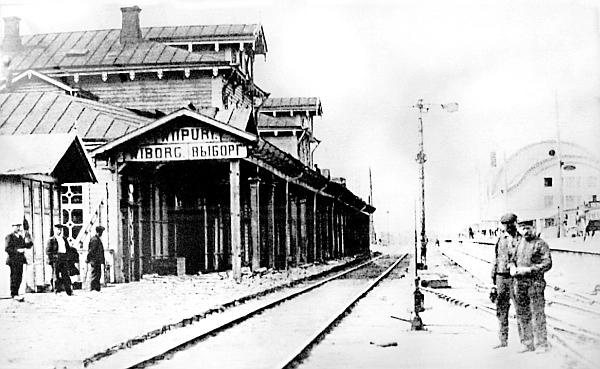 Петербургские окрестности. Быт и нравы начала ХХ века Петербургские окрестности. Быт и нравы начала ХХ века