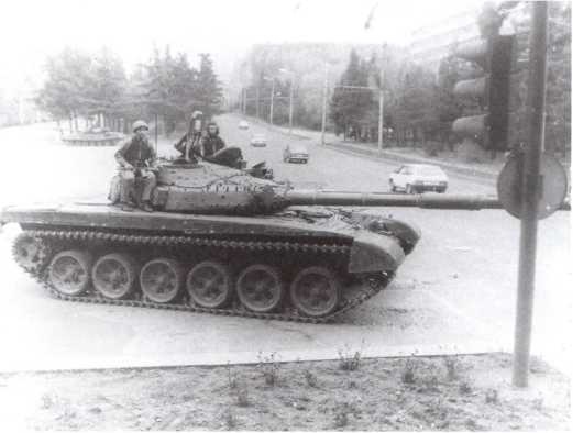 Т-72. Уральская броня против НАТО Т-72. Уральская броня против НАТО