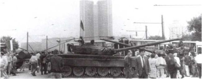 Т-72. Уральская броня против НАТО Т-72. Уральская броня против НАТО