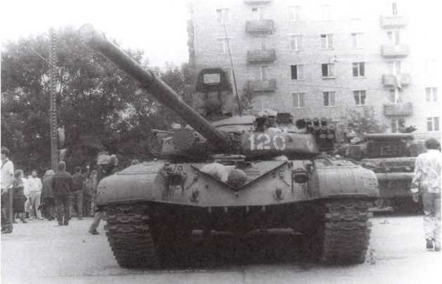 Т-72. Уральская броня против НАТО Т-72. Уральская броня против НАТО