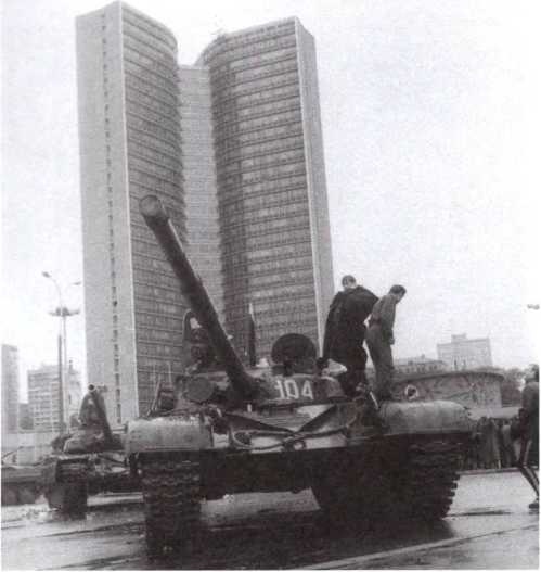 Т-72. Уральская броня против НАТО Т-72. Уральская броня против НАТО