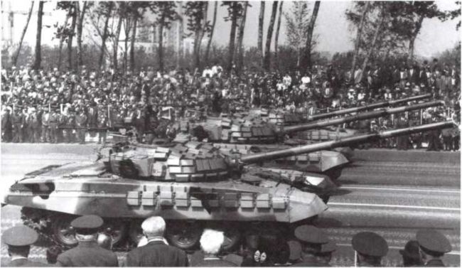 Т-72. Уральская броня против НАТО Т-72. Уральская броня против НАТО