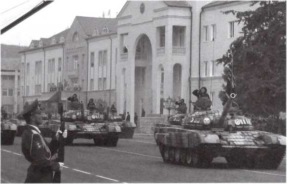 Т-72. Уральская броня против НАТО Т-72. Уральская броня против НАТО