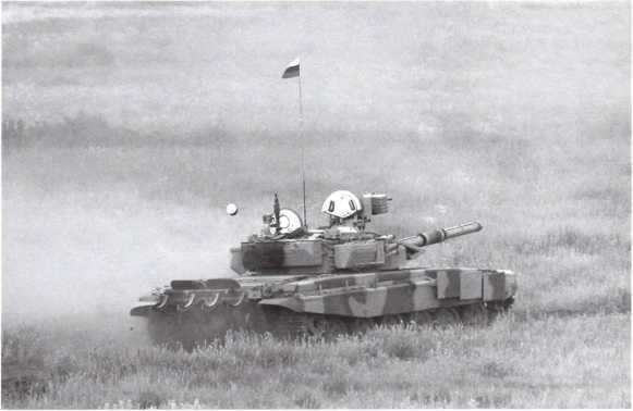Т-72. Уральская броня против НАТО Т-72. Уральская броня против НАТО
