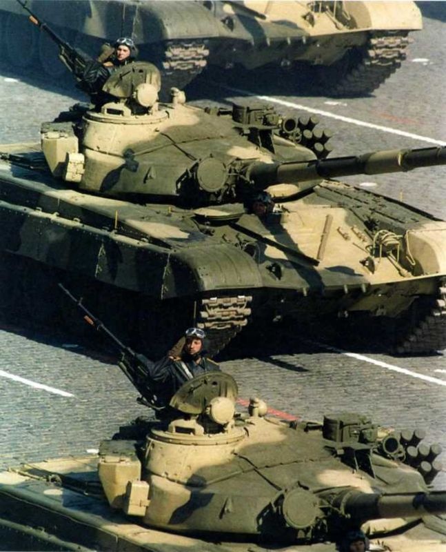 Т-72. Уральская броня против НАТО Т-72. Уральская броня против НАТО