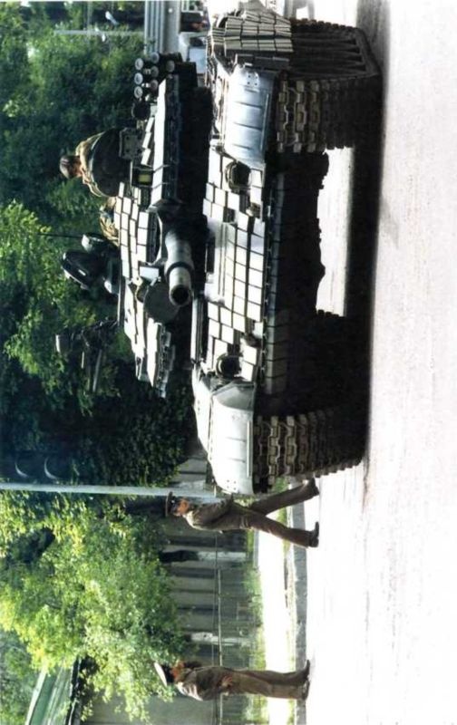 Т-72. Уральская броня против НАТО Т-72. Уральская броня против НАТО