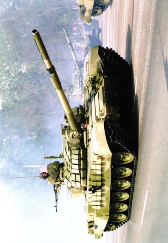 Т-72. Уральская броня против НАТО Т-72. Уральская броня против НАТО