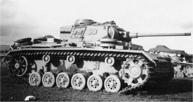 Panzer III: Стальной символ блицкрига Panzer III: Стальной символ блицкрига
