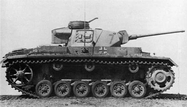 Panzer III: Стальной символ блицкрига Panzer III: Стальной символ блицкрига