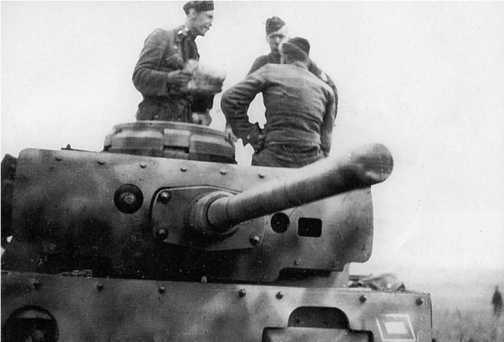 Panzer III: Стальной символ блицкрига Panzer III: Стальной символ блицкрига
