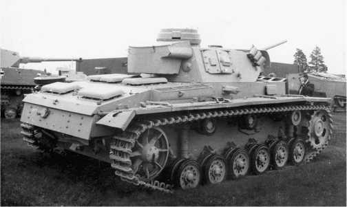 Panzer III: Стальной символ блицкрига Panzer III: Стальной символ блицкрига