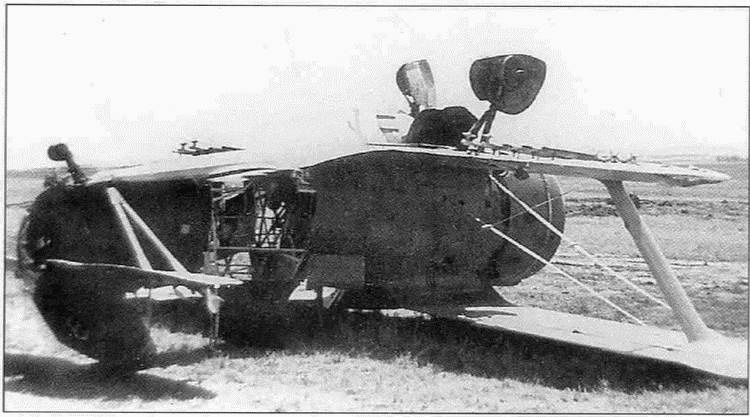 Истребитель И-153 «Чайка» Истребитель И-153 «Чайка»
