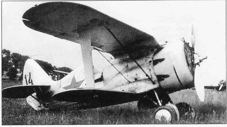 Истребитель И-153 «Чайка» Истребитель И-153 «Чайка»