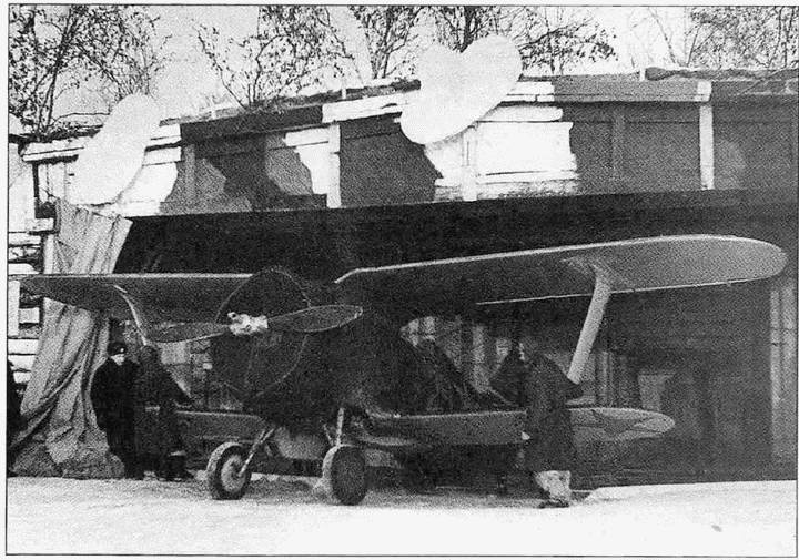 Истребитель И-153 «Чайка» Истребитель И-153 «Чайка»
