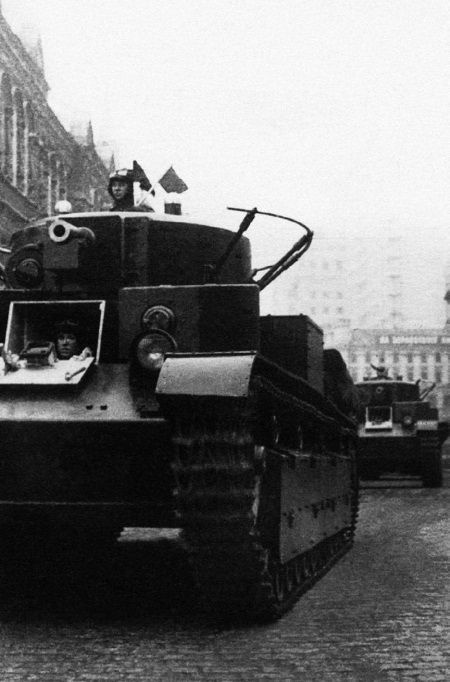 Сухопутные линкоры Сталина Сухопутные линкоры Сталина